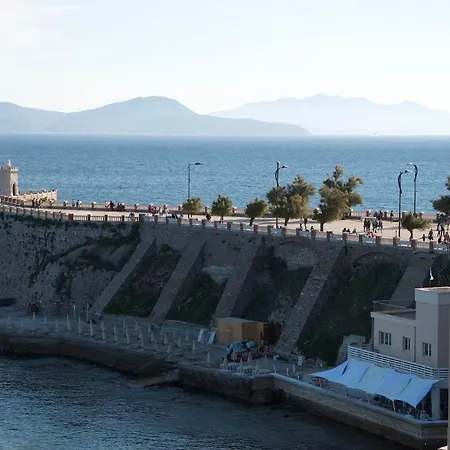 On The Tuscan Coast 피옴비노
